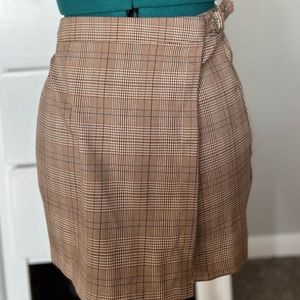 Brown plaid skirt
